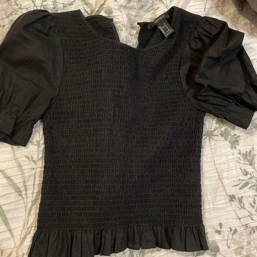 Forever 21 Black Scrunch Dress shirt with puffy sleeves